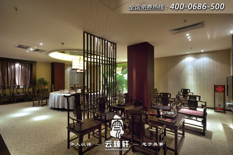 中式餐廳包間的設(shè)計(jì)效果圖
