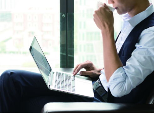 自私的基因，利他的選擇——解讀金北方移民顧問事業的進化論視角